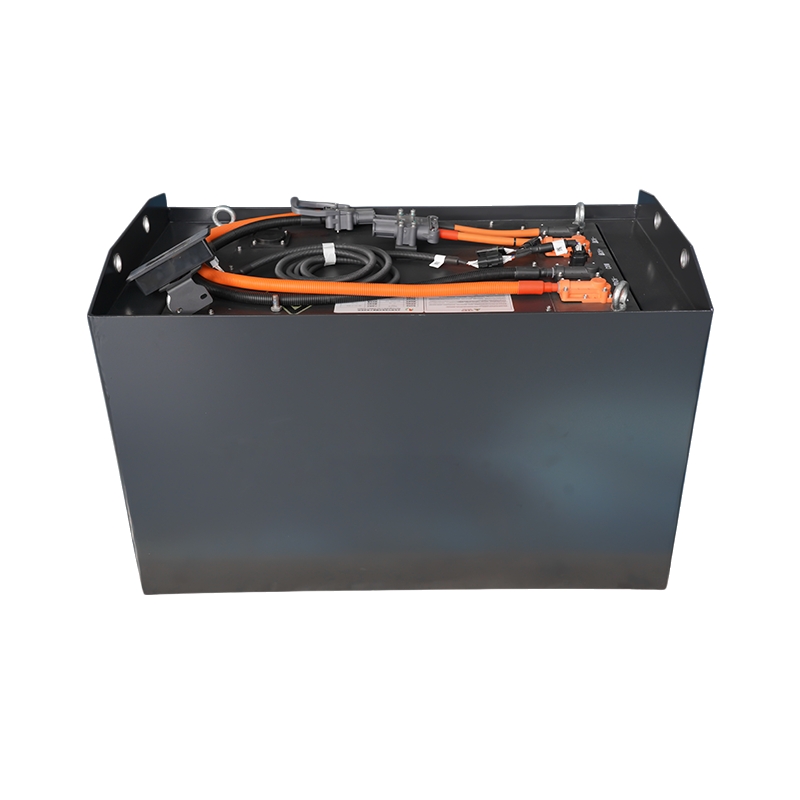 512-404-tavo-forklift-lithium-battery-02